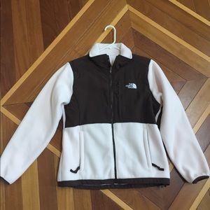 Woman’s Denali north face fleece